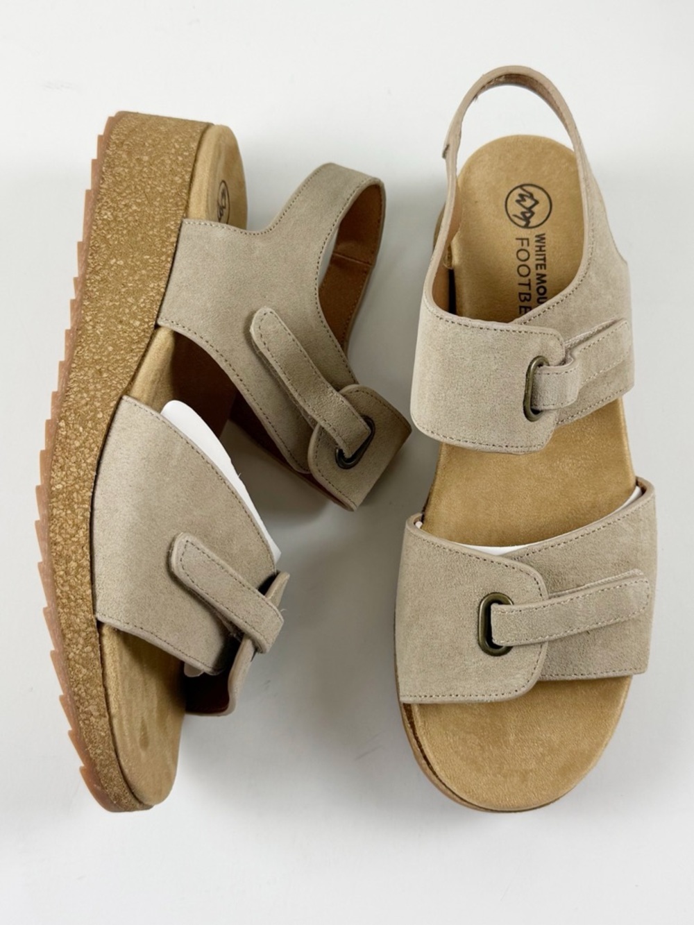 White Mountain Footbed Gelato Wedge Sandals Womens 10M Sandalwood Suede NEW